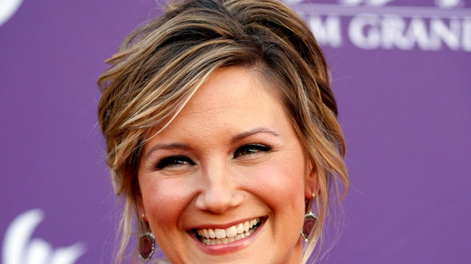 Jennifer Nettles AP 660.JPG